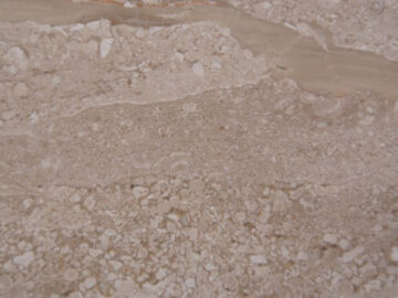 Breccia